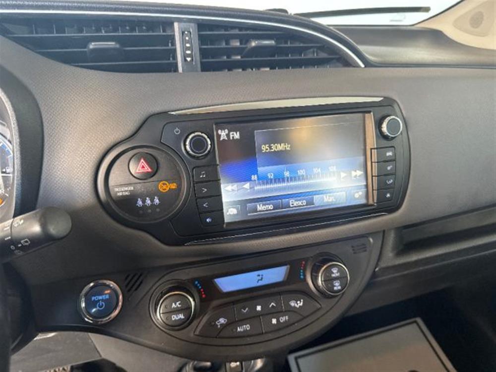 Yaris Yaris 1.5 Hybrid 5 porte A