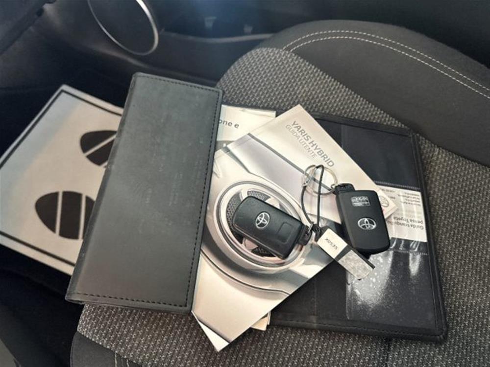 Yaris Yaris 1.5 Hybrid 5 porte A