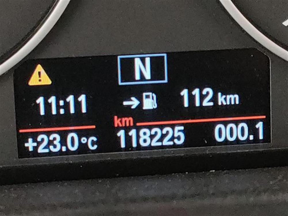 216 216 d Active Tourer Luxu