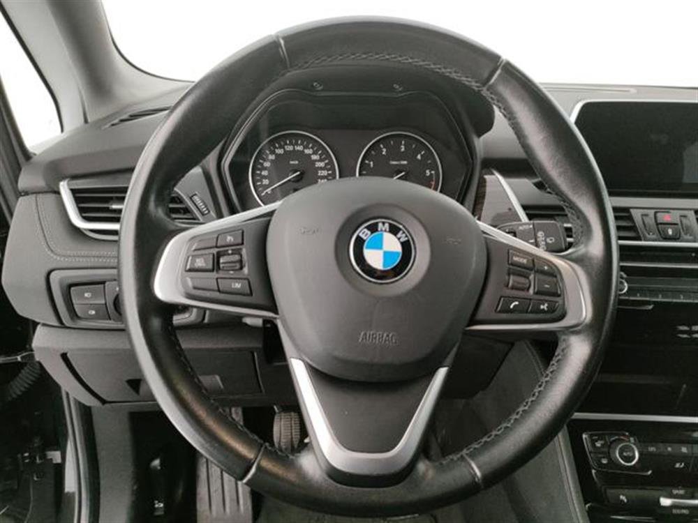 216 216 d Active Tourer Luxu
