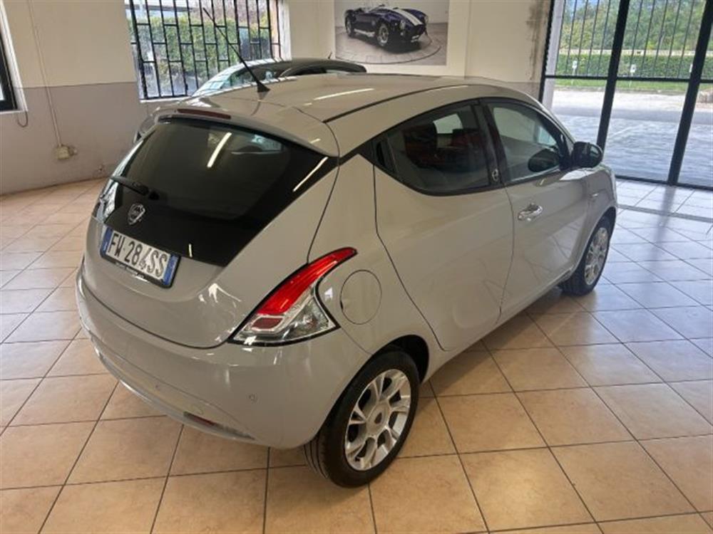 Ypsilon Ypsilon 1.2 69 CV 5 porte GP