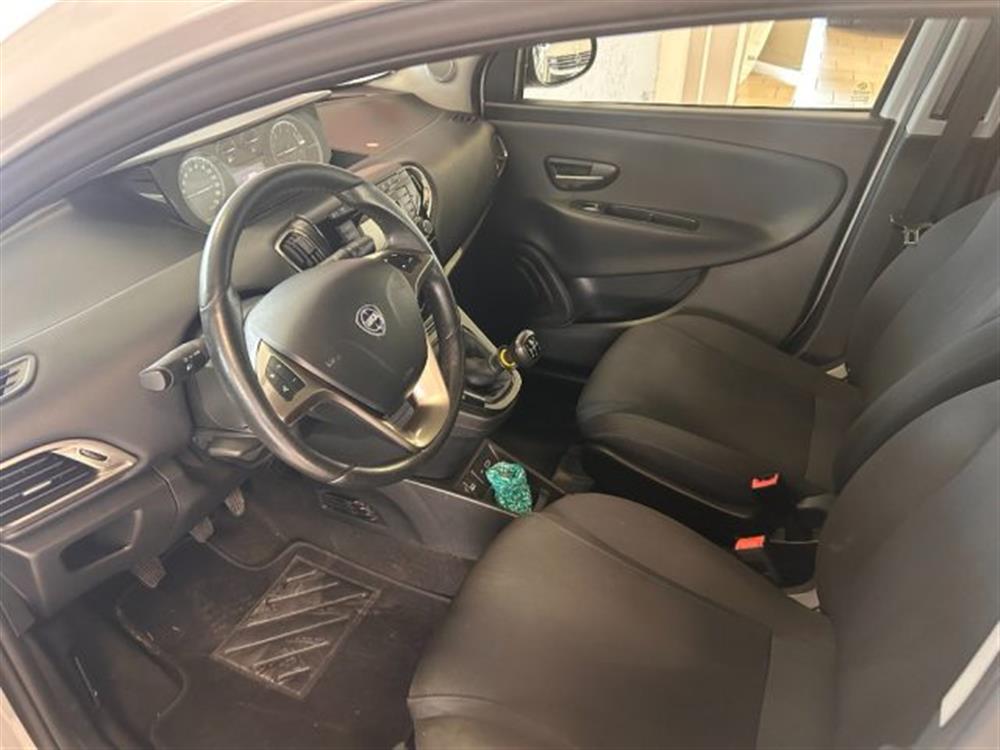 Ypsilon Ypsilon 1.2 69 CV 5 porte GP