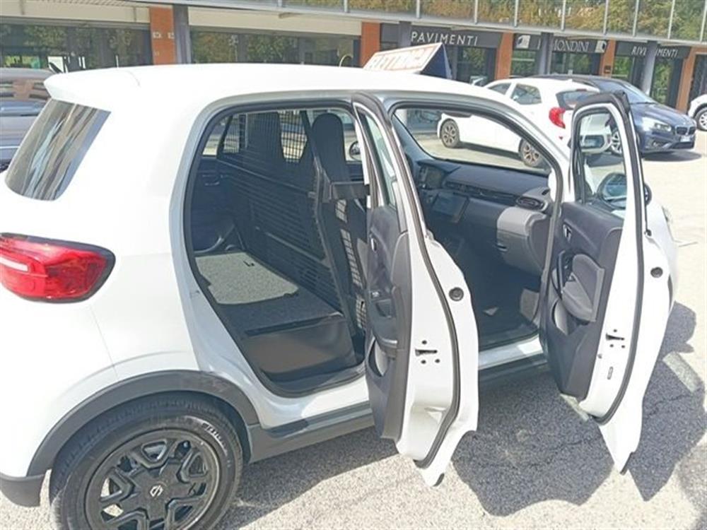 T03 T03 95 CV VAN autocarro