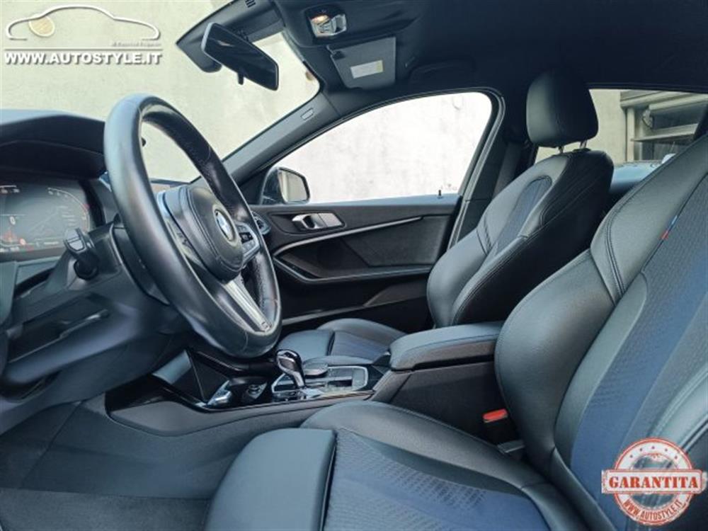 118 118 i M-SPORT Steptronic