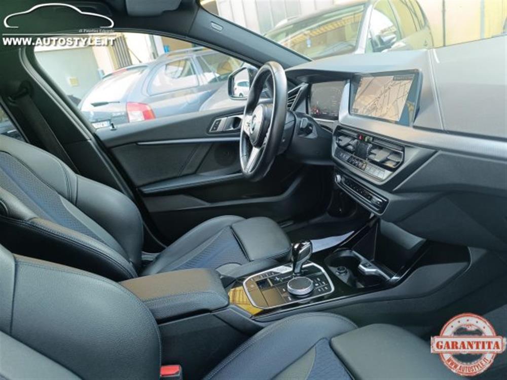 118 118 i M-SPORT Steptronic