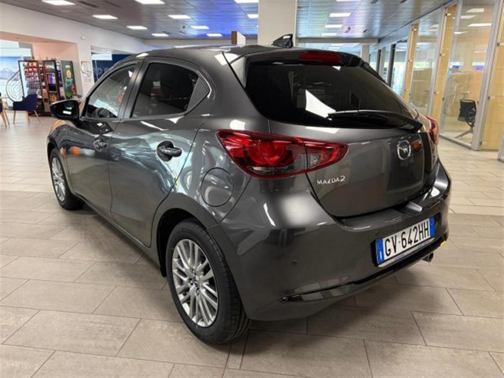 2 2 1.5 ibrida/benzina 9