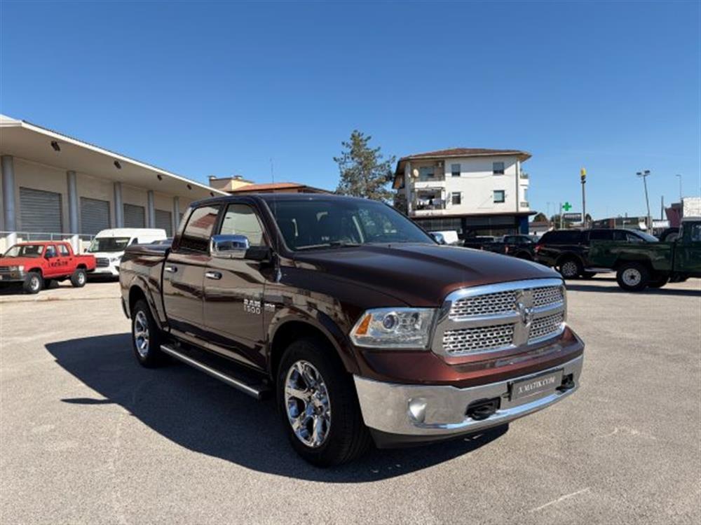 RAM RAM 5.7 HEMI LARAMIE 4X4