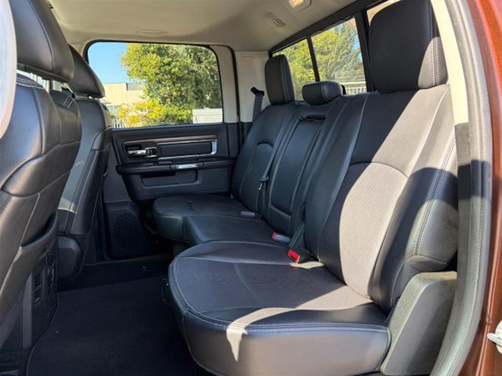 RAM RAM 5.7 HEMI LARAMIE 4X4