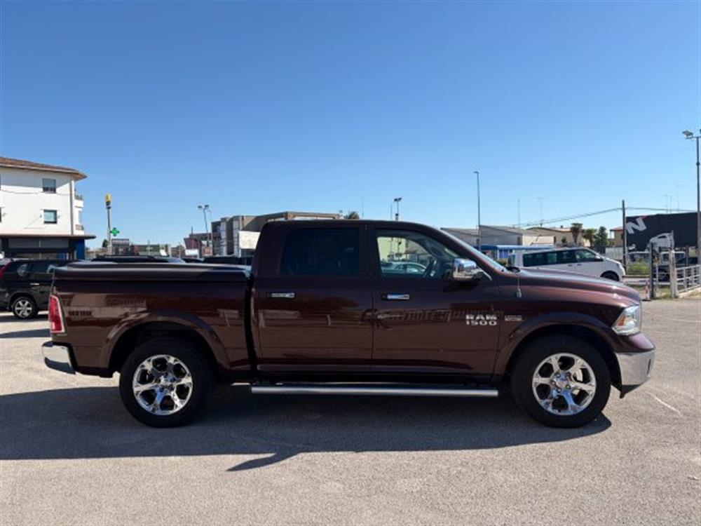 RAM RAM 5.7 HEMI LARAMIE 4X4