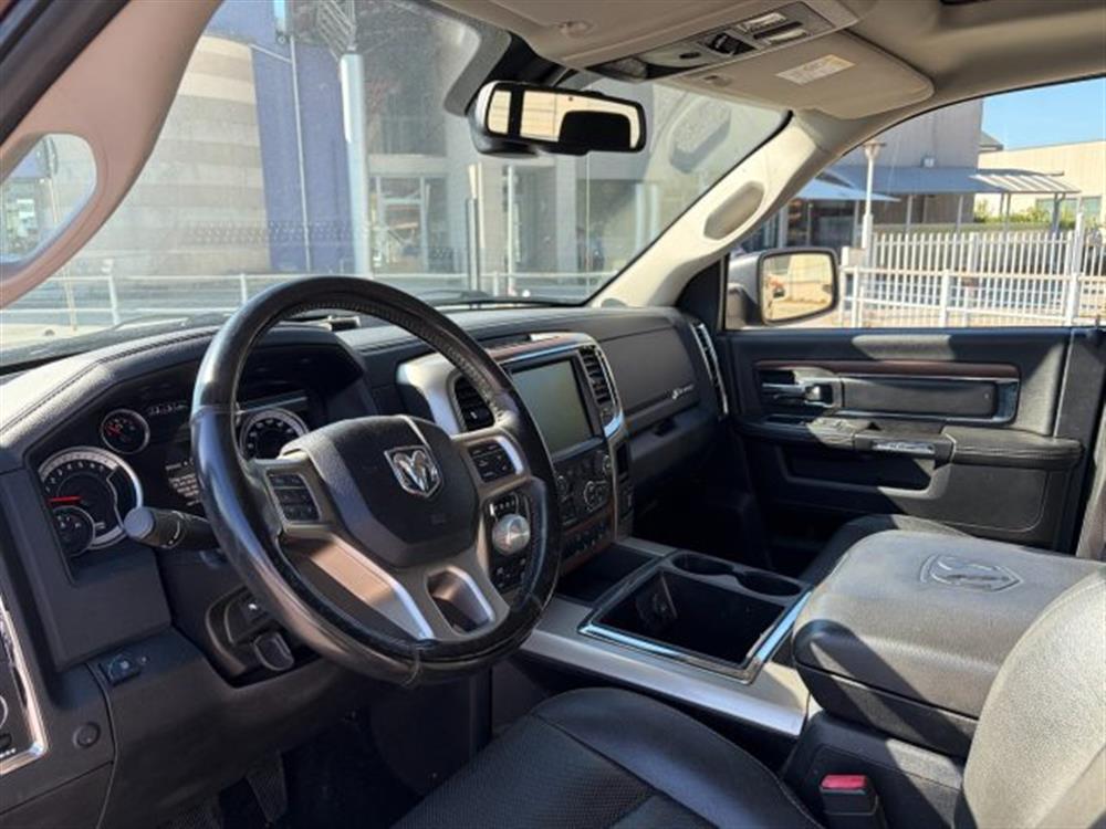 RAM RAM 5.7 HEMI LARAMIE 4X4
