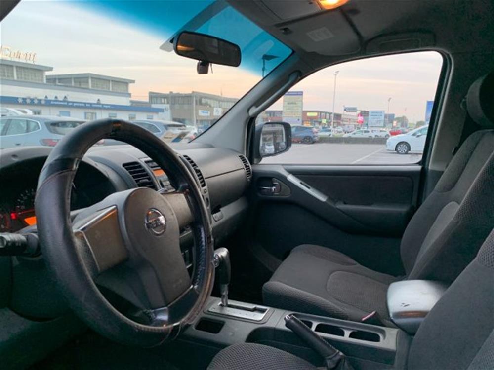 Navara Navara 2.5 dCi 4 porte Doub