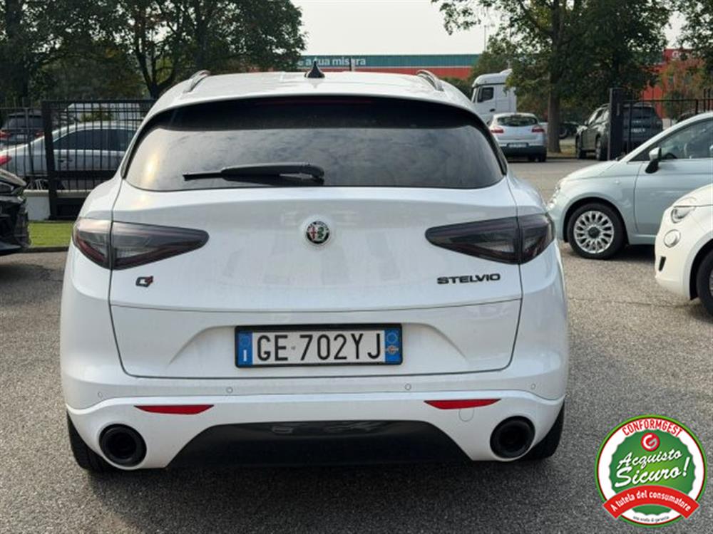 Stelvio Stelvio 2.2 Turbodiesel 210