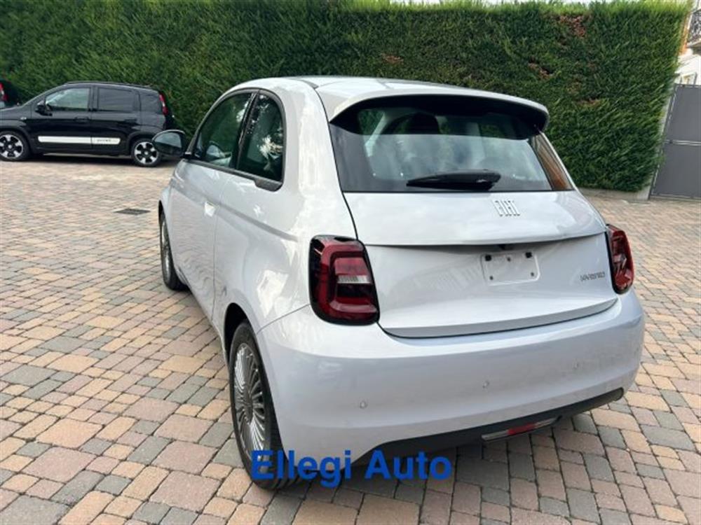 500 500 PROMO FINANZ.Berlina