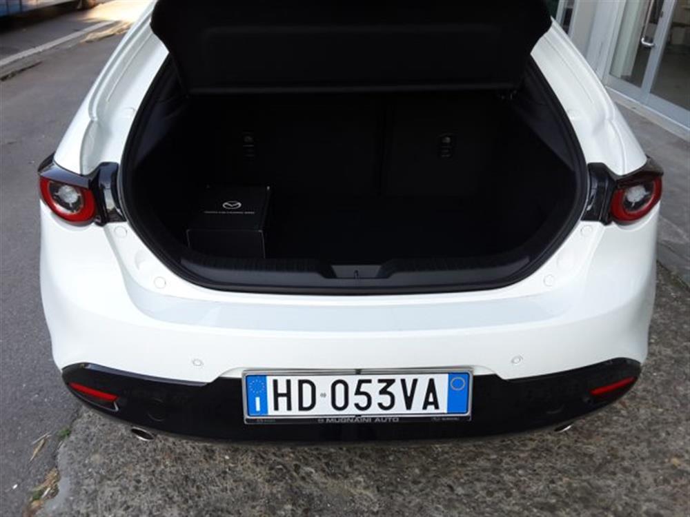 3 3 2.5 eSkyactiv-G Hybr