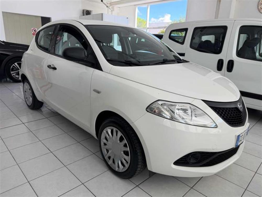 Ypsilon Ypsilon 1.0 FireFly 5 porte