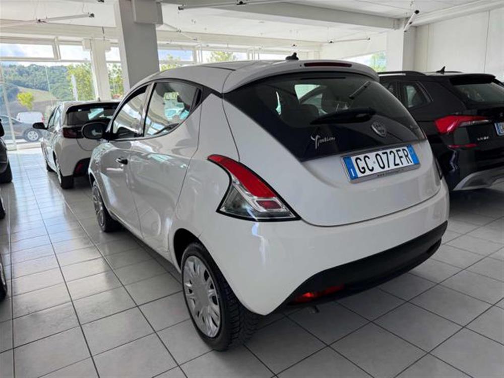 Ypsilon Ypsilon 1.0 FireFly 5 porte