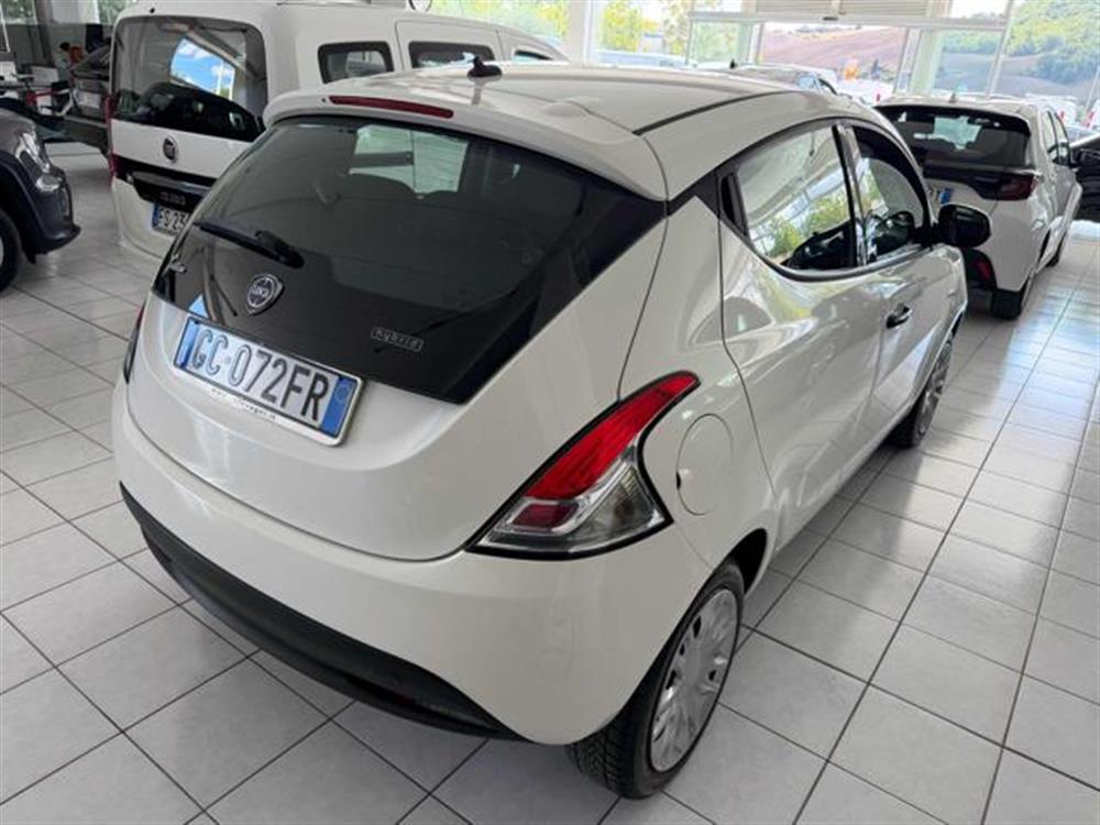 Ypsilon Ypsilon 1.0 FireFly 5 porte