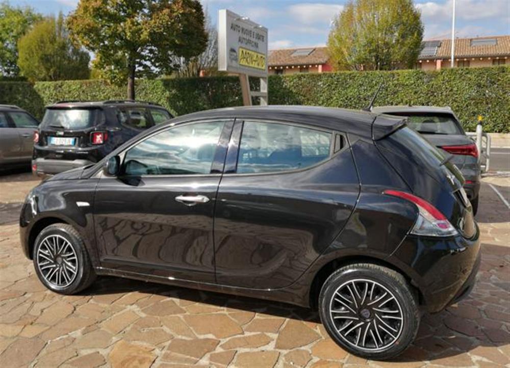 Ypsilon Ypsilon 1.0 FireFly 5 porte