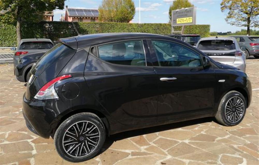 Ypsilon Ypsilon 1.0 FireFly 5 porte