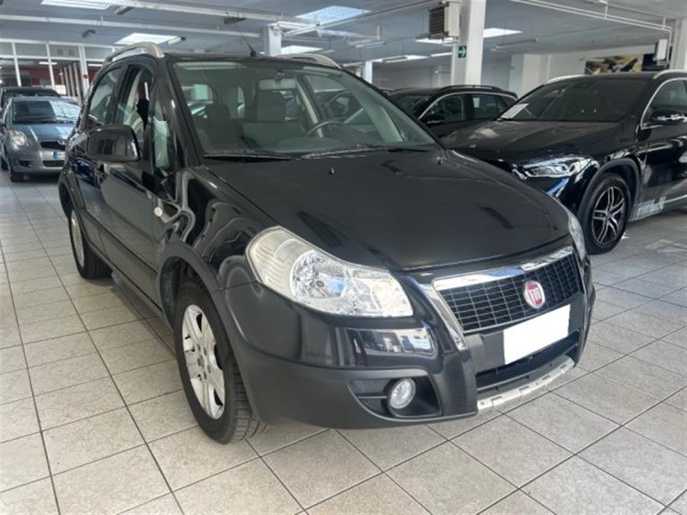 Sedici Sedici 1.6 16V 4x4 Emotion