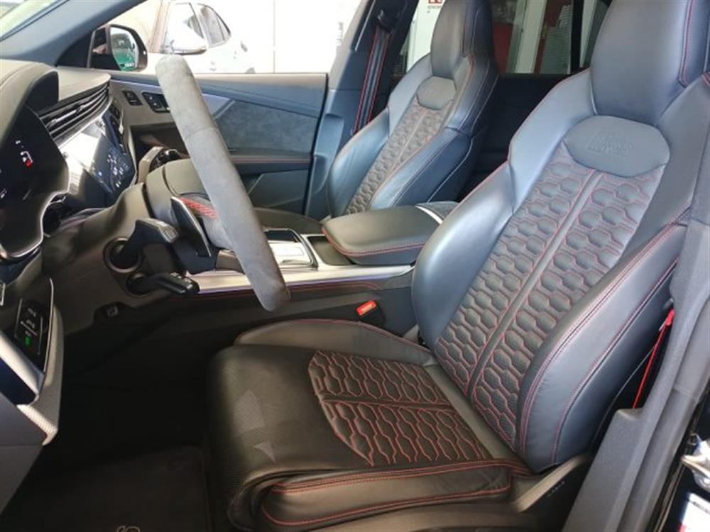 RS Q8 RS Q8 TFSI V8 quattro tipt