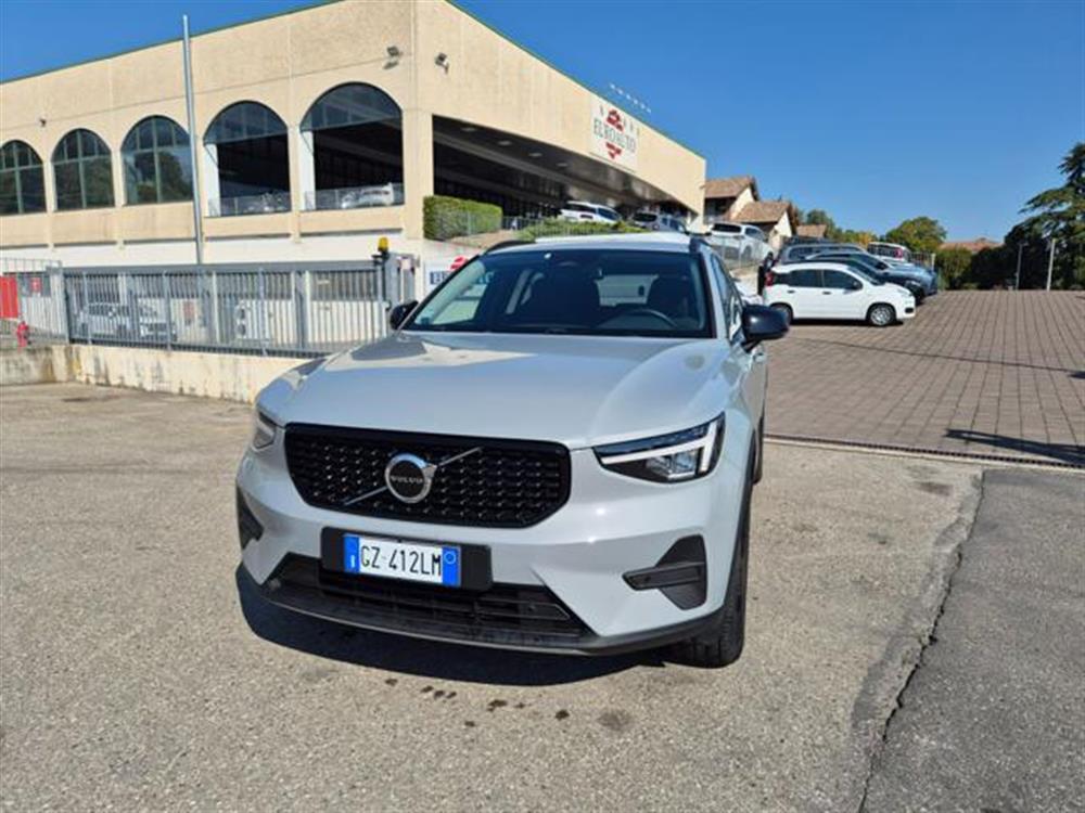 XC40 XC40 B3 automatico Essent