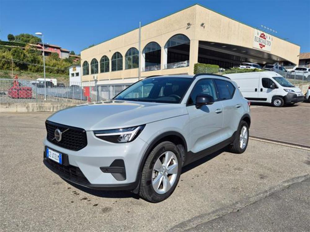 XC40 XC40 B3 automatico Essent