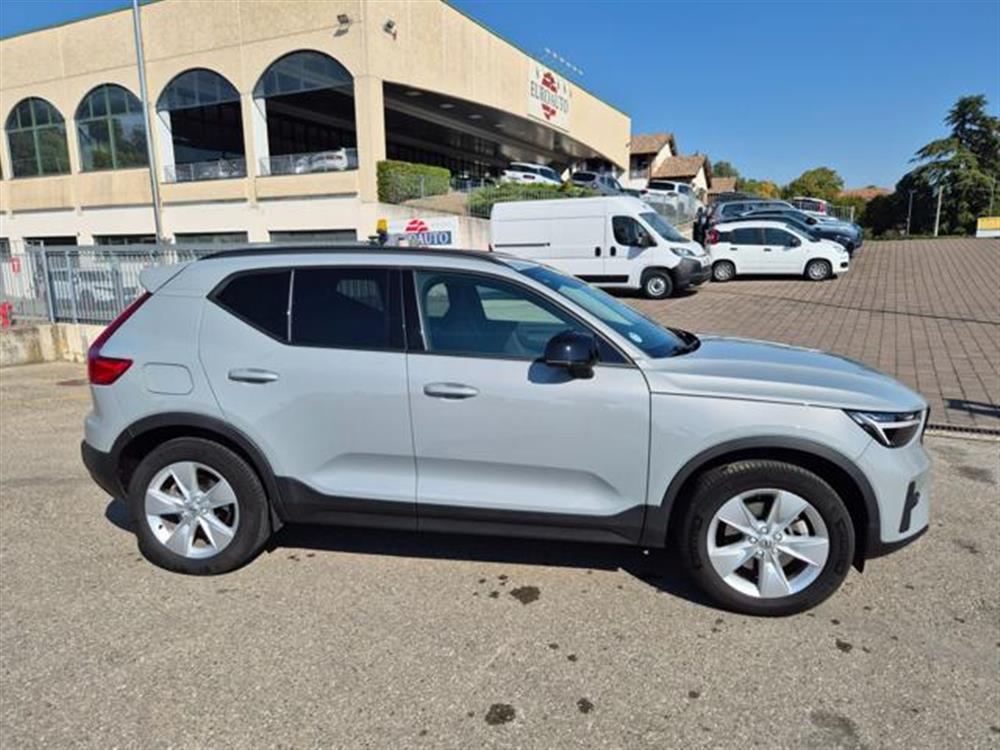 XC40 XC40 B3 automatico Essent