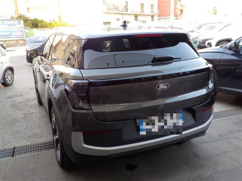 Explorer Explorer E 58 KWH 190 CV Stan