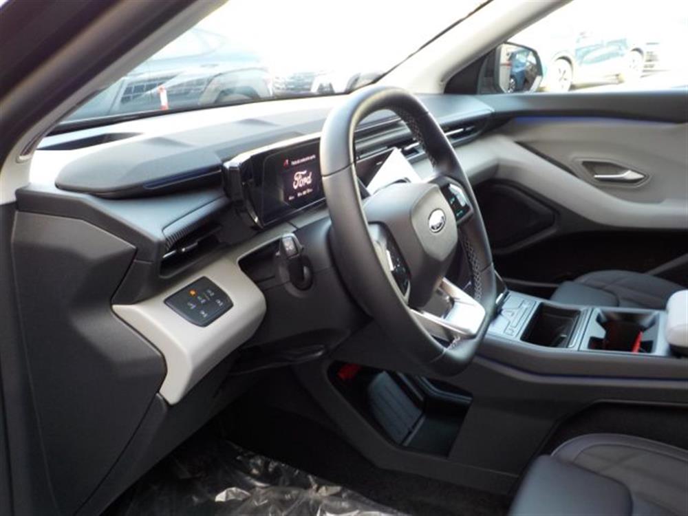 Explorer Explorer E 58 KWH 190 CV Stan