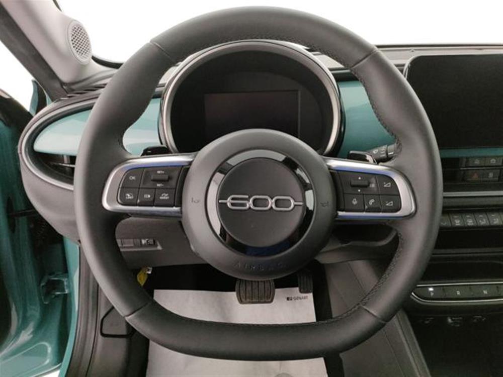 600 600 Hybrid 110 CV DCT MH