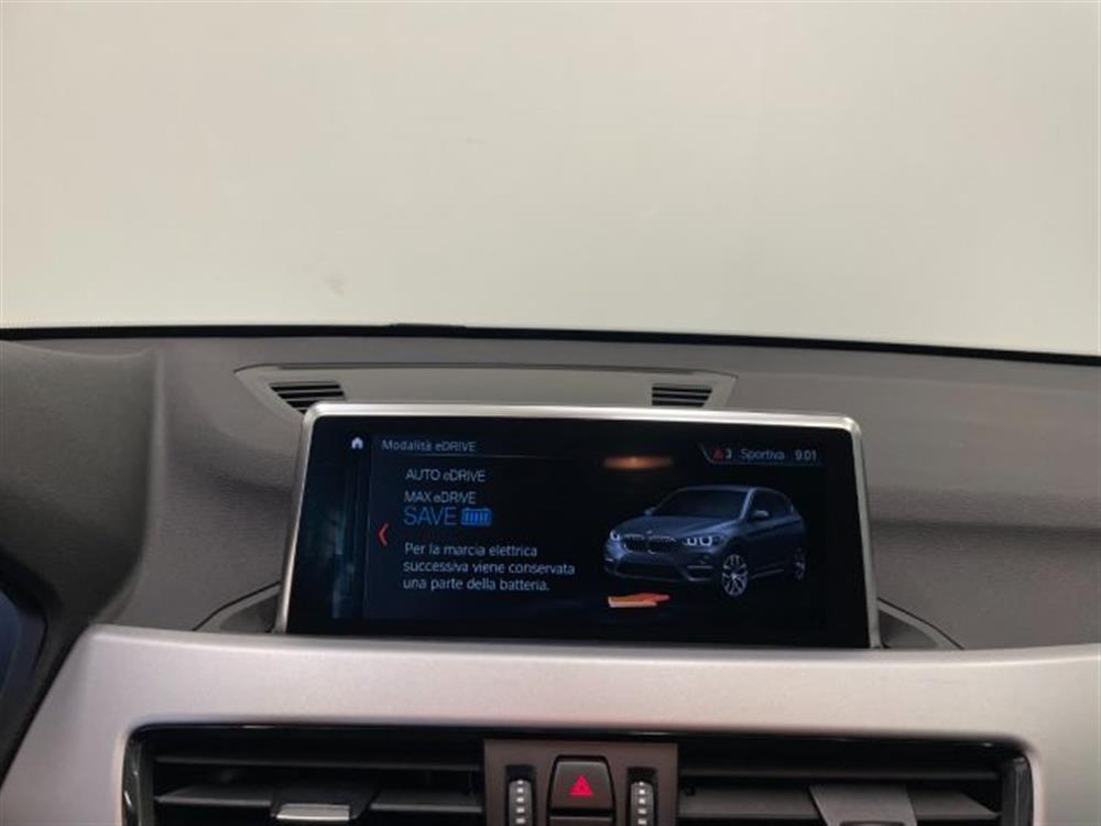X1 X1 xDrive25e 1.5I Advan