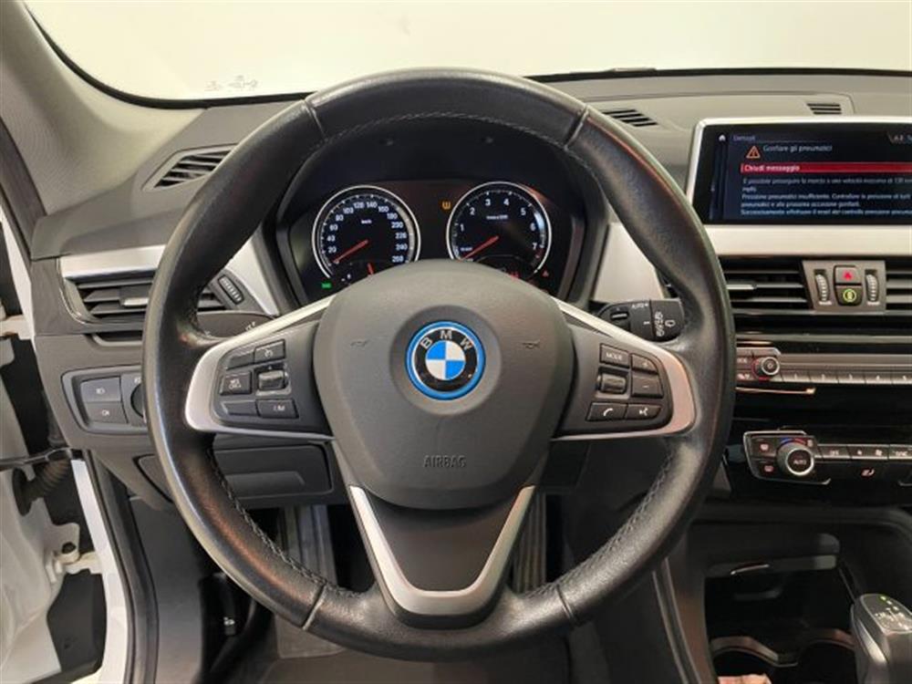 X1 X1 xDrive25e 1.5I Advan