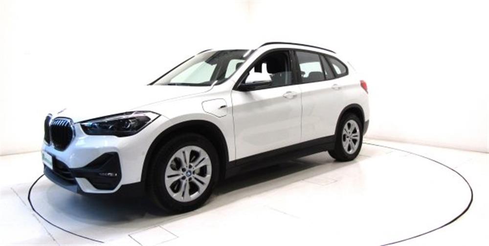 X1 X1 xDrive25e 1.5I Advan