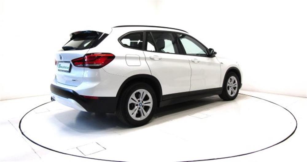X1 X1 xDrive25e 1.5I Advan