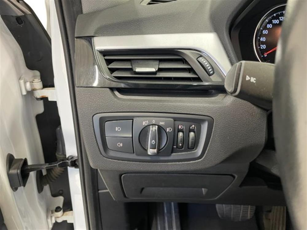 X1 X1 xDrive25e 1.5I Advan