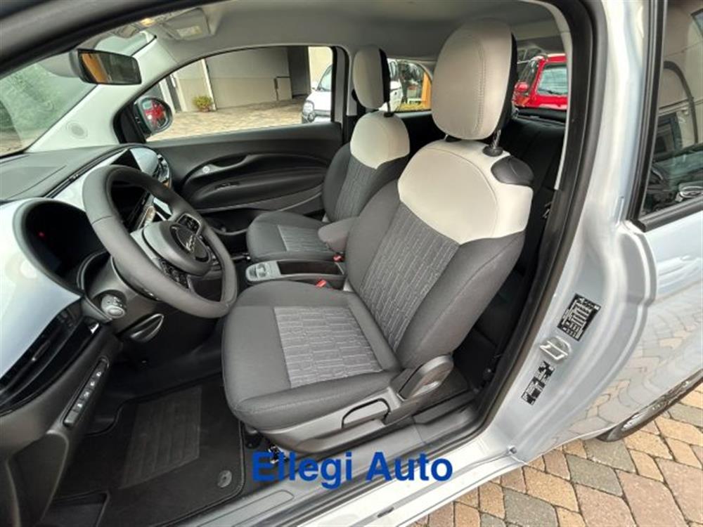 500 500 Berlina Hybrid Icon+