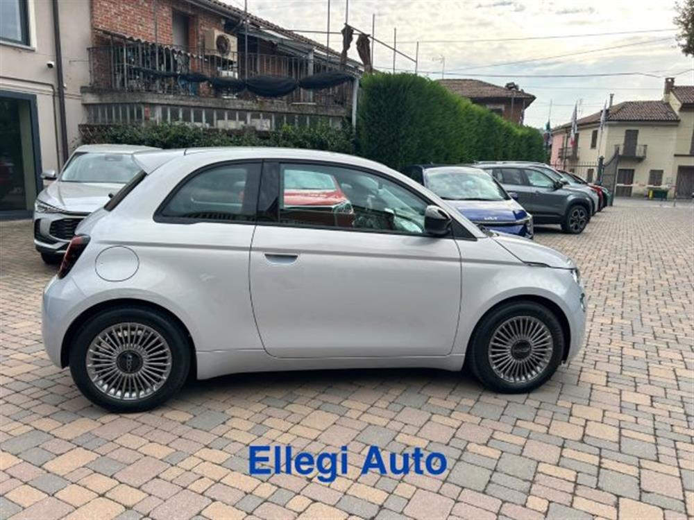 500 500 Berlina Hybrid Icon+
