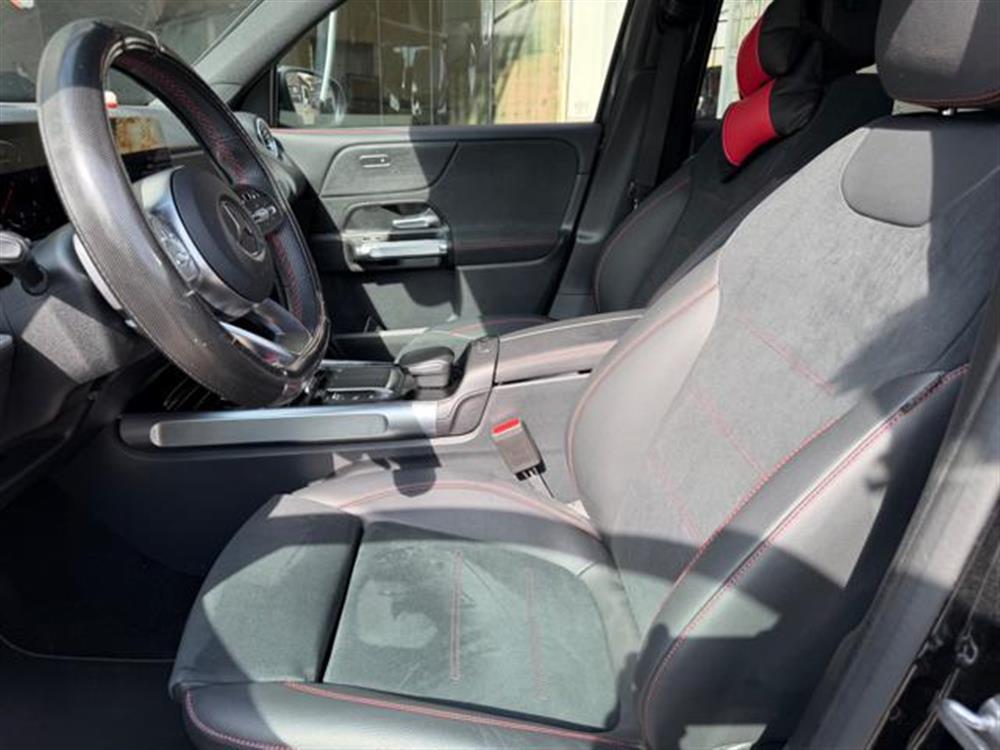GLB 200 GLB 200 d Automatic 4Matic P