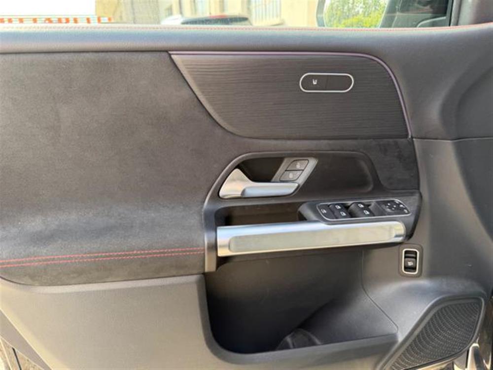 GLB 200 GLB 200 d Automatic 4Matic P