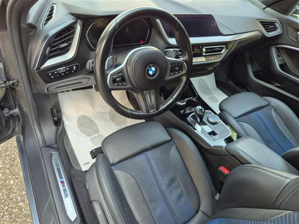 118 118 d 5p. Msport Aut.