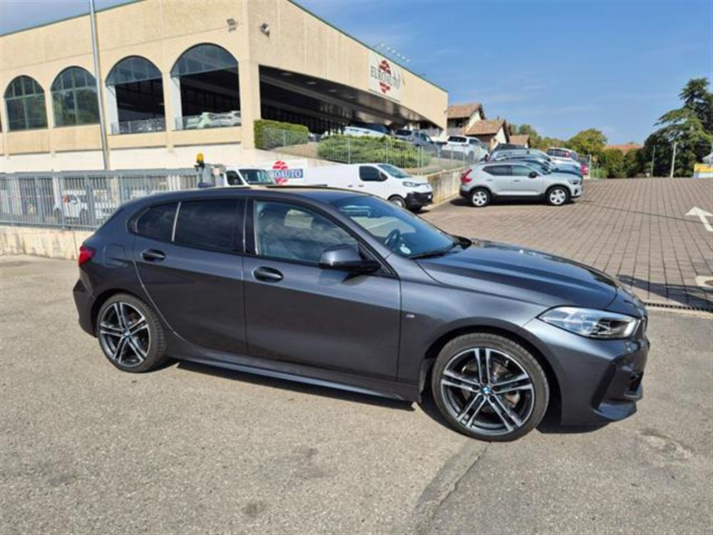 118 118 d 5p. Msport Aut.