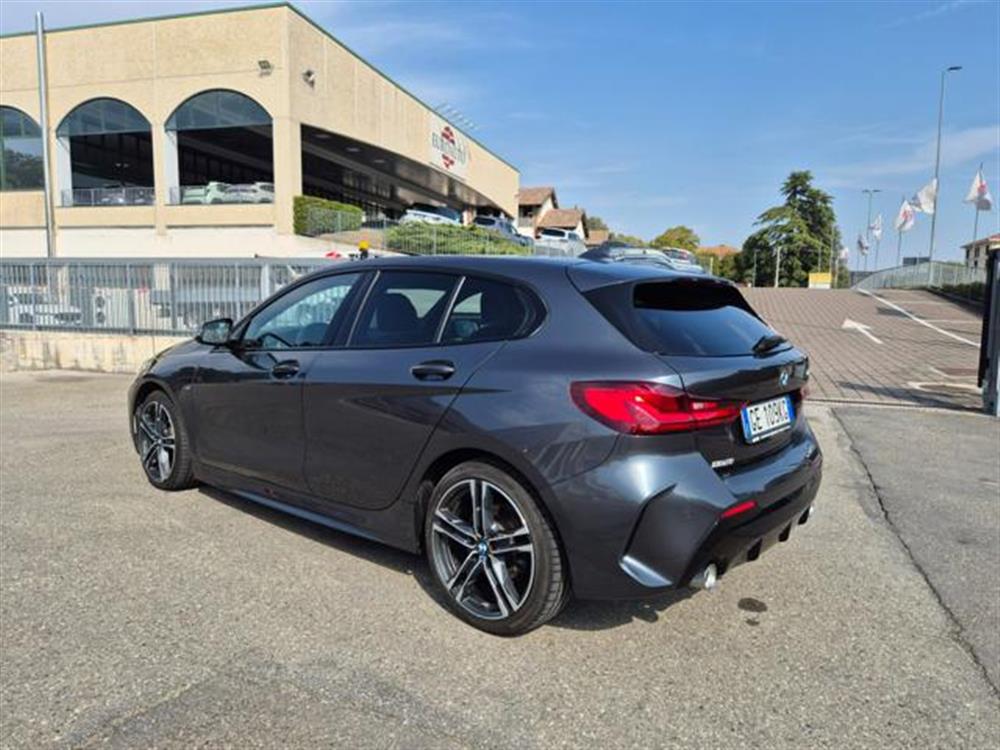 118 118 d 5p. Msport Aut.