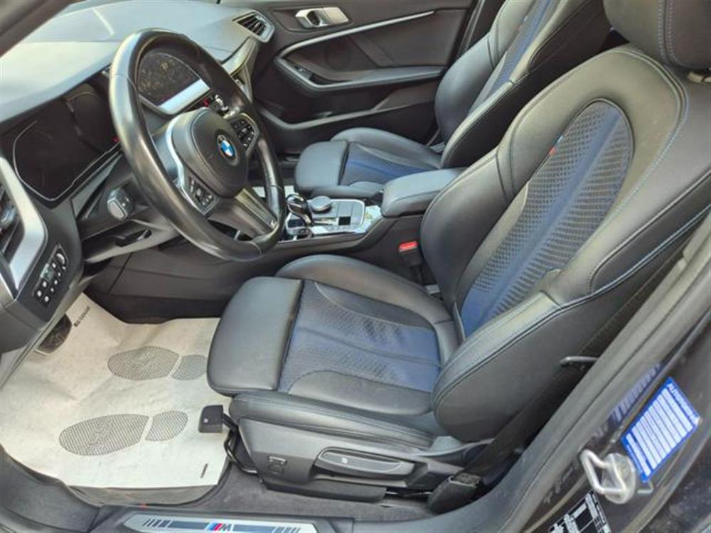 118 118 d 5p. Msport Aut.
