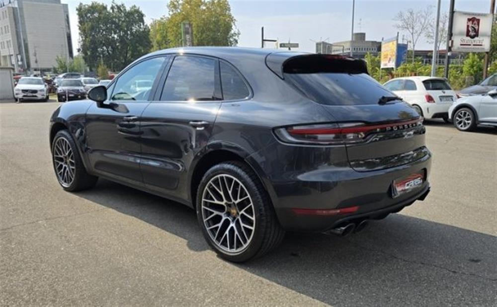 Macan Macan 2.0 PDK IVA ESPOSTA