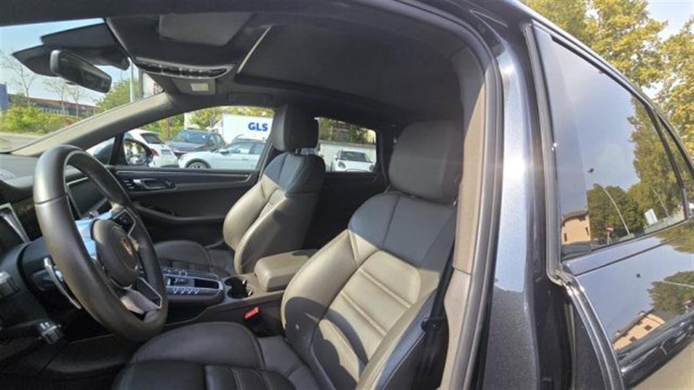 Macan Macan 2.0 PDK IVA ESPOSTA