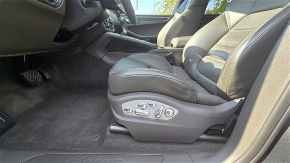 Macan Macan 2.0 PDK IVA ESPOSTA