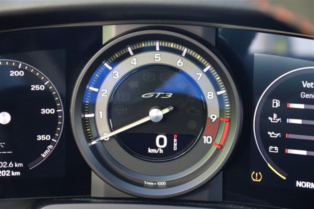 911 911 992 GT3 APPROVED - P