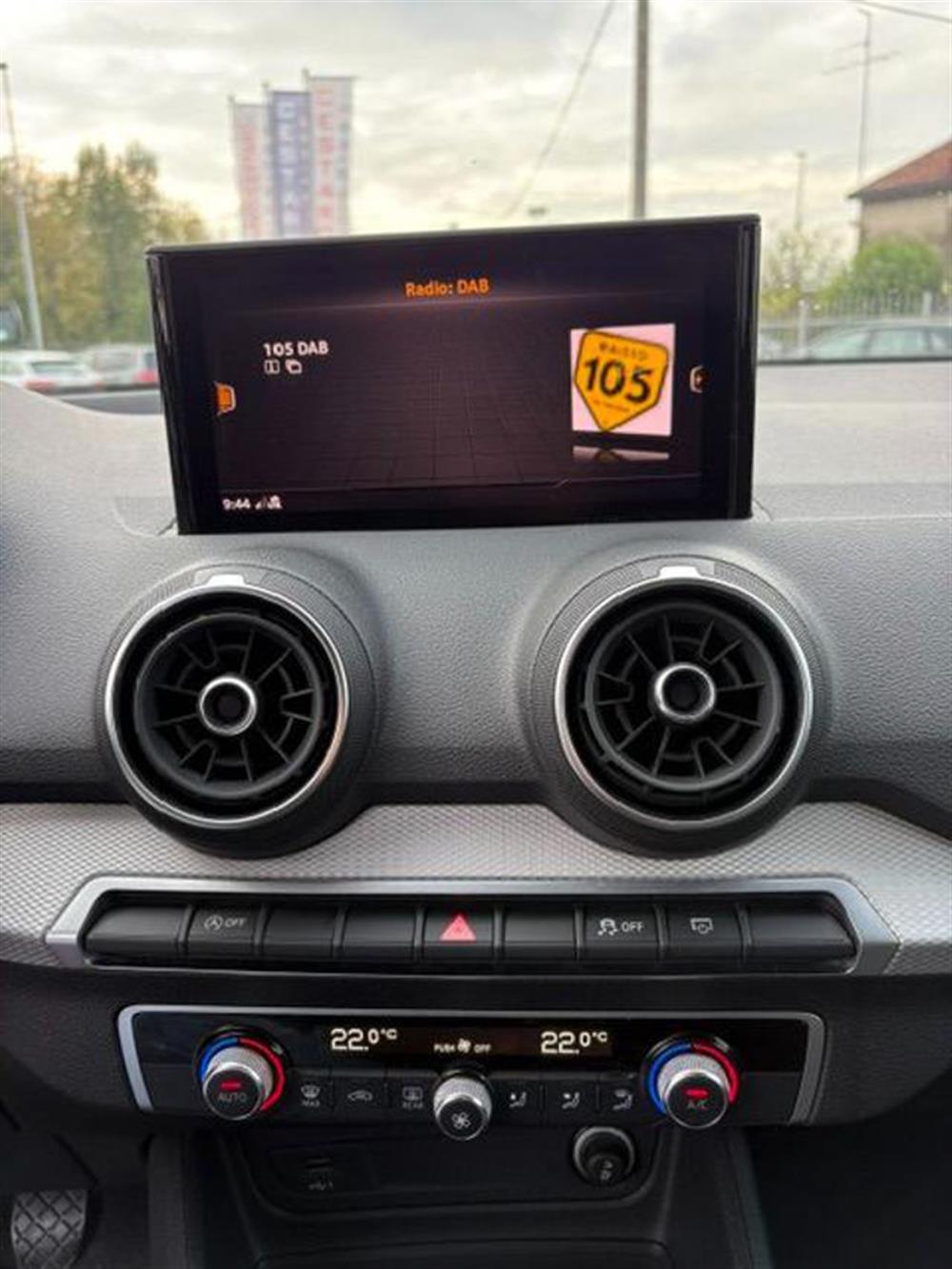 Q2 Q2 30 TFSI Business Spo