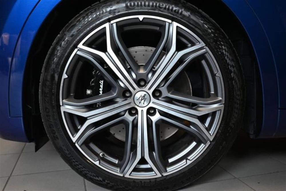 Levante Levante 3.0V6 MODENA 350CV F